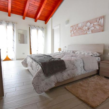 B&B La Genuina Guspini Buitenkant foto