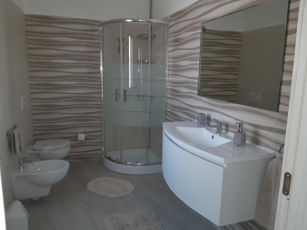 B&B La Genuina Guspini Buitenkant foto
