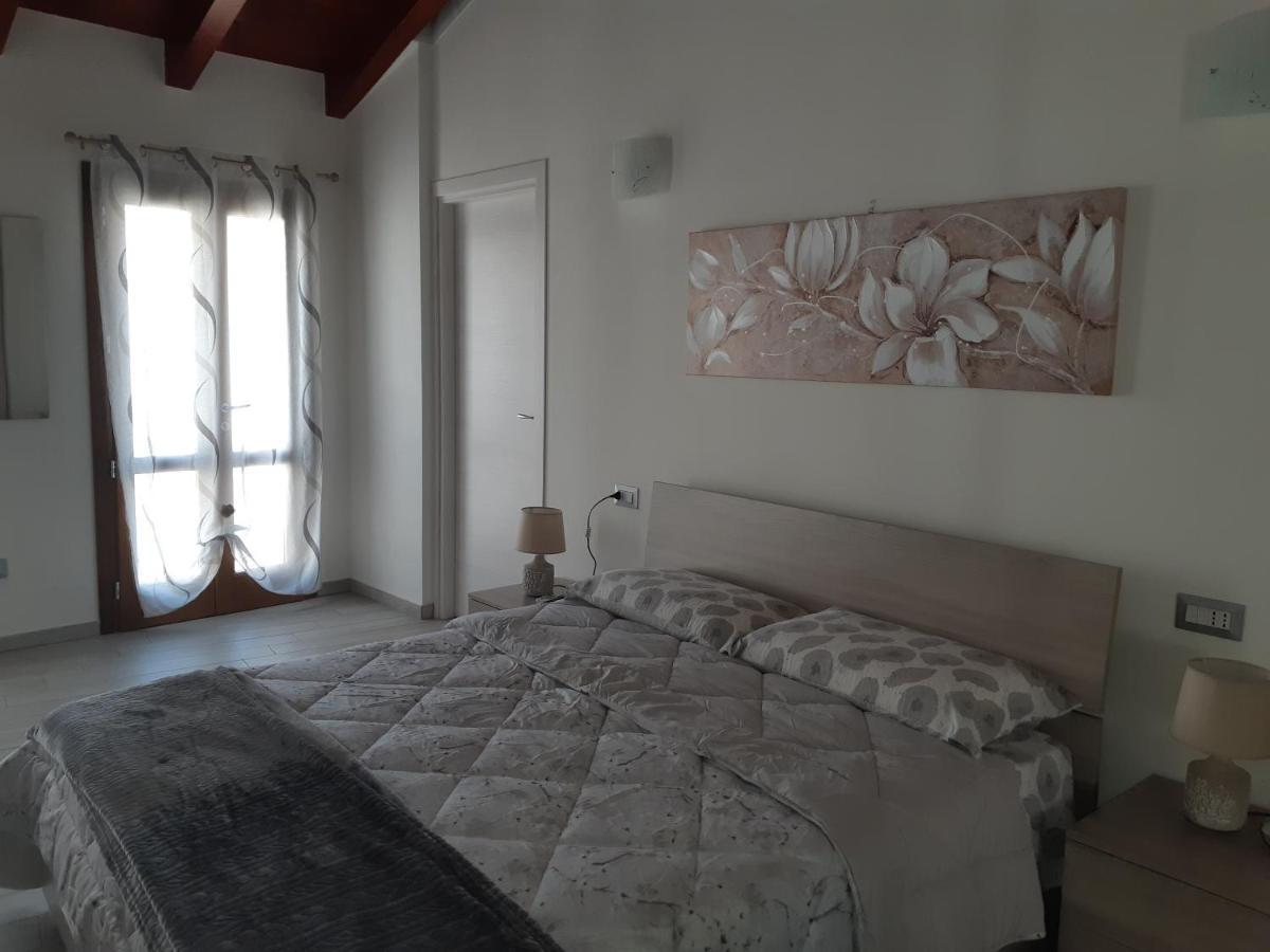 B&B La Genuina Guspini Buitenkant foto
