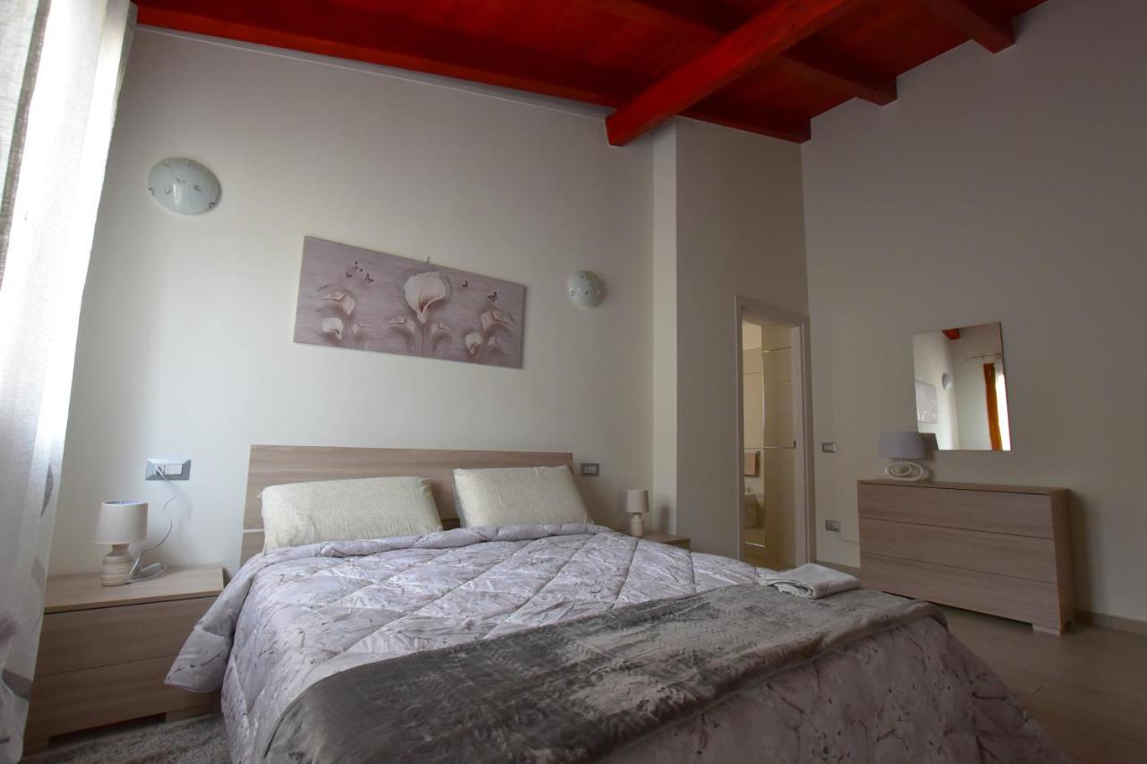 B&B La Genuina Guspini Buitenkant foto