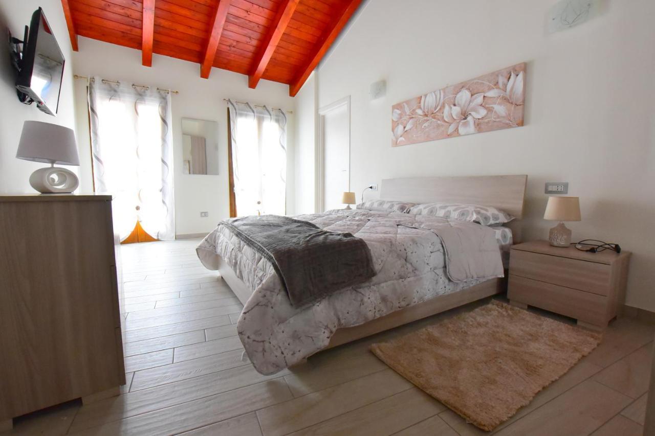 B&B La Genuina Guspini Buitenkant foto