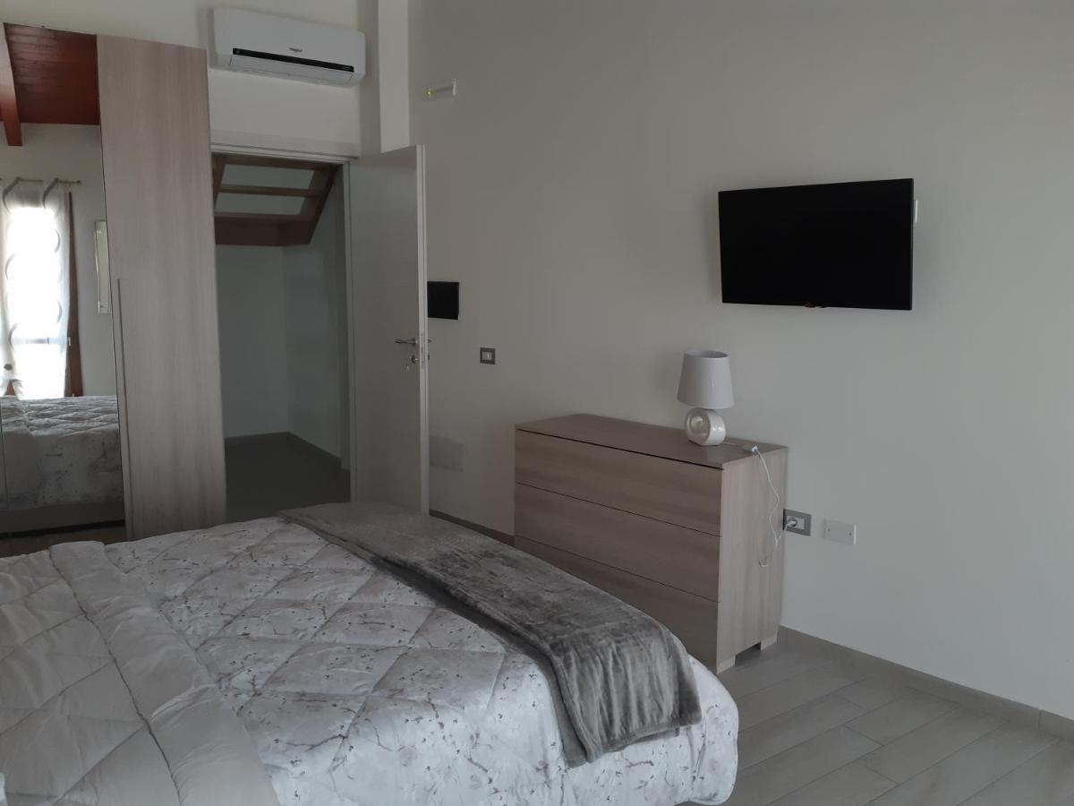 B&B La Genuina Guspini Buitenkant foto